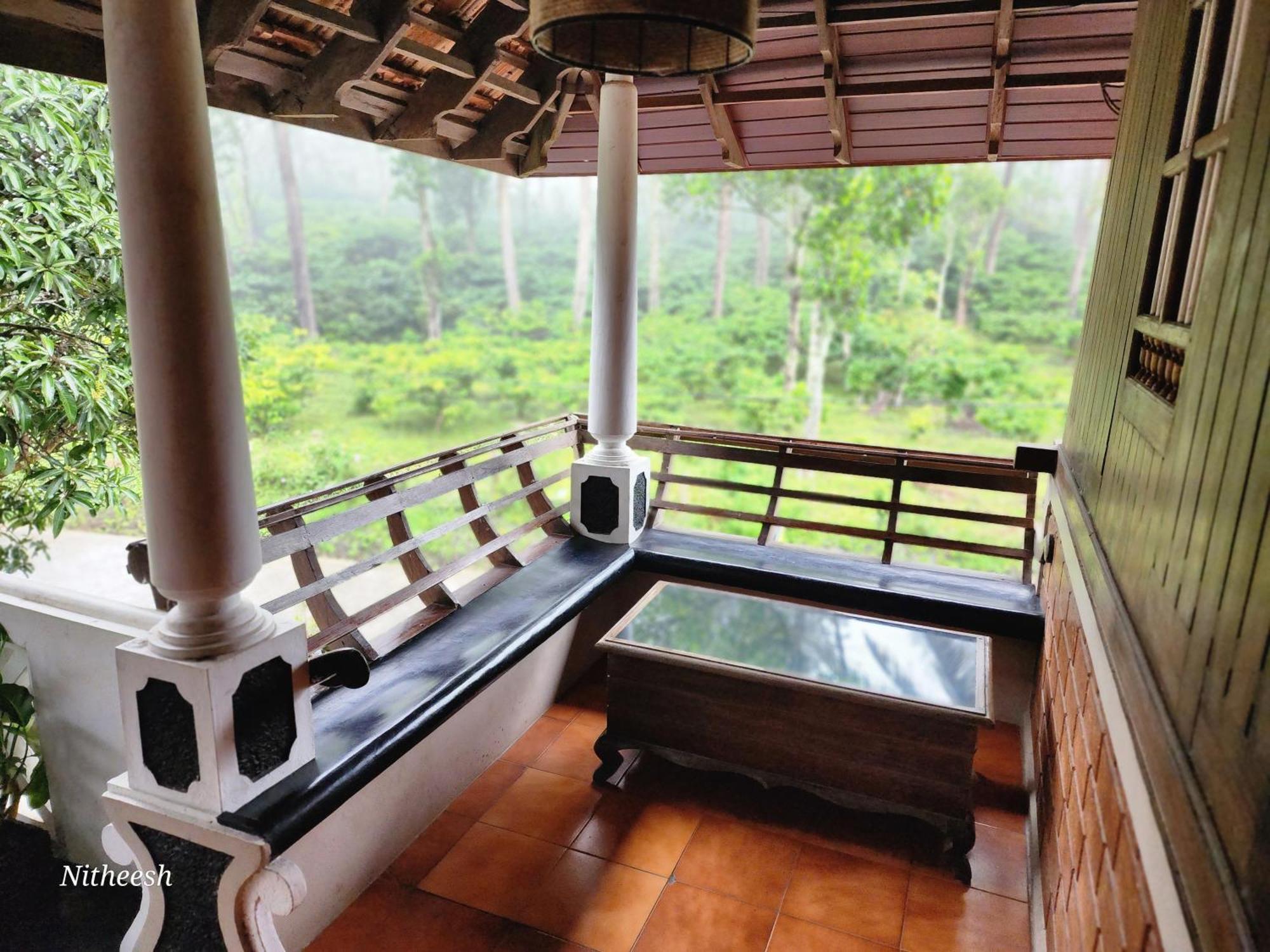 Kairali Palace Home Stay Thekkady Exterior photo