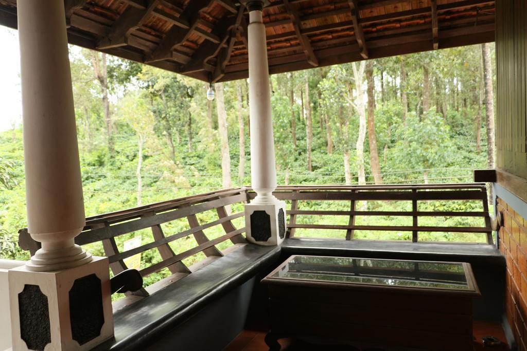 Kairali Palace Home Stay Thekkady Room photo